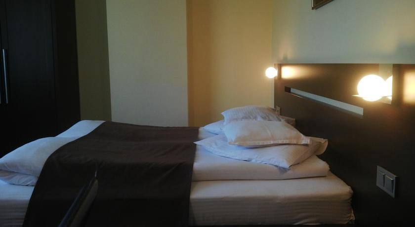 Premier Hotel